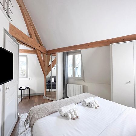 St Michel Apartment ปารีส ภายนอก รูปภาพ
