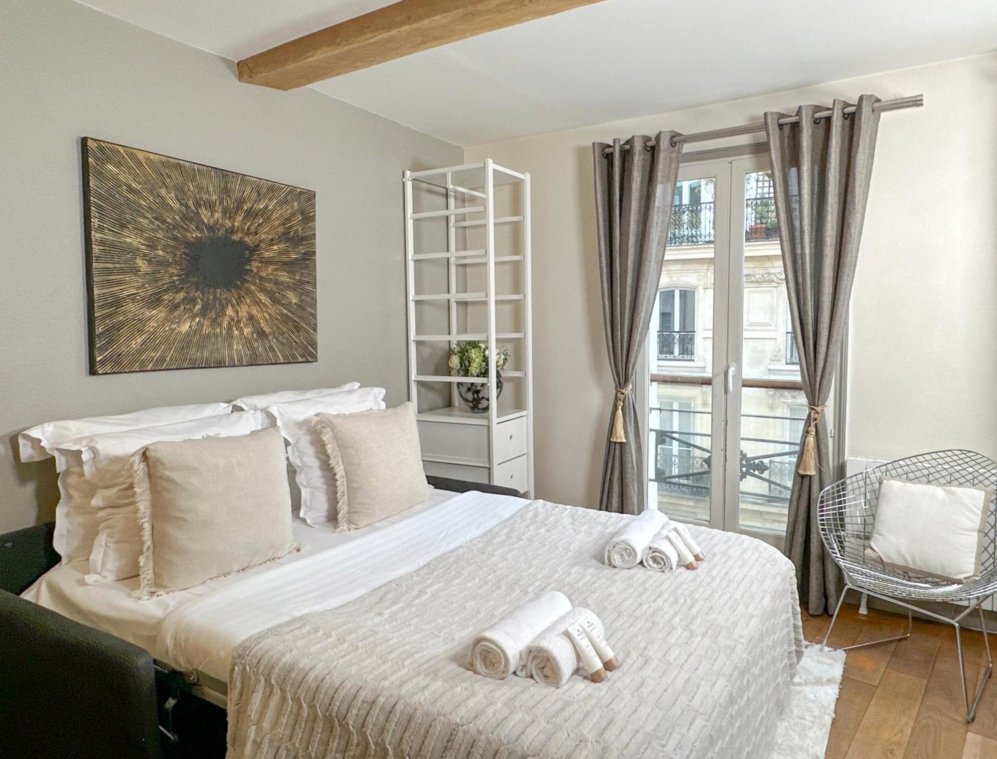 St Michel Apartment ปารีส ภายนอก รูปภาพ