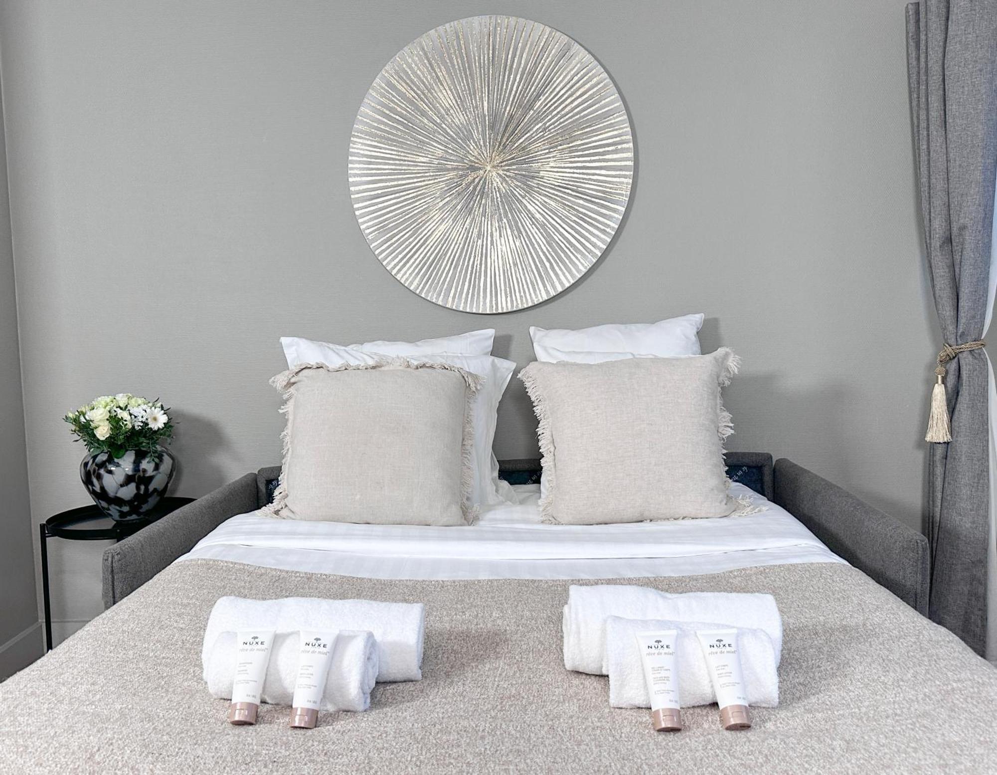 St Michel Apartment ปารีส ภายนอก รูปภาพ
