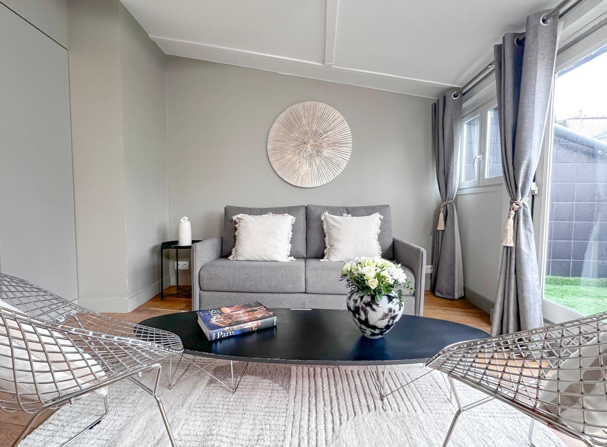 St Michel Apartment ปารีส ภายนอก รูปภาพ