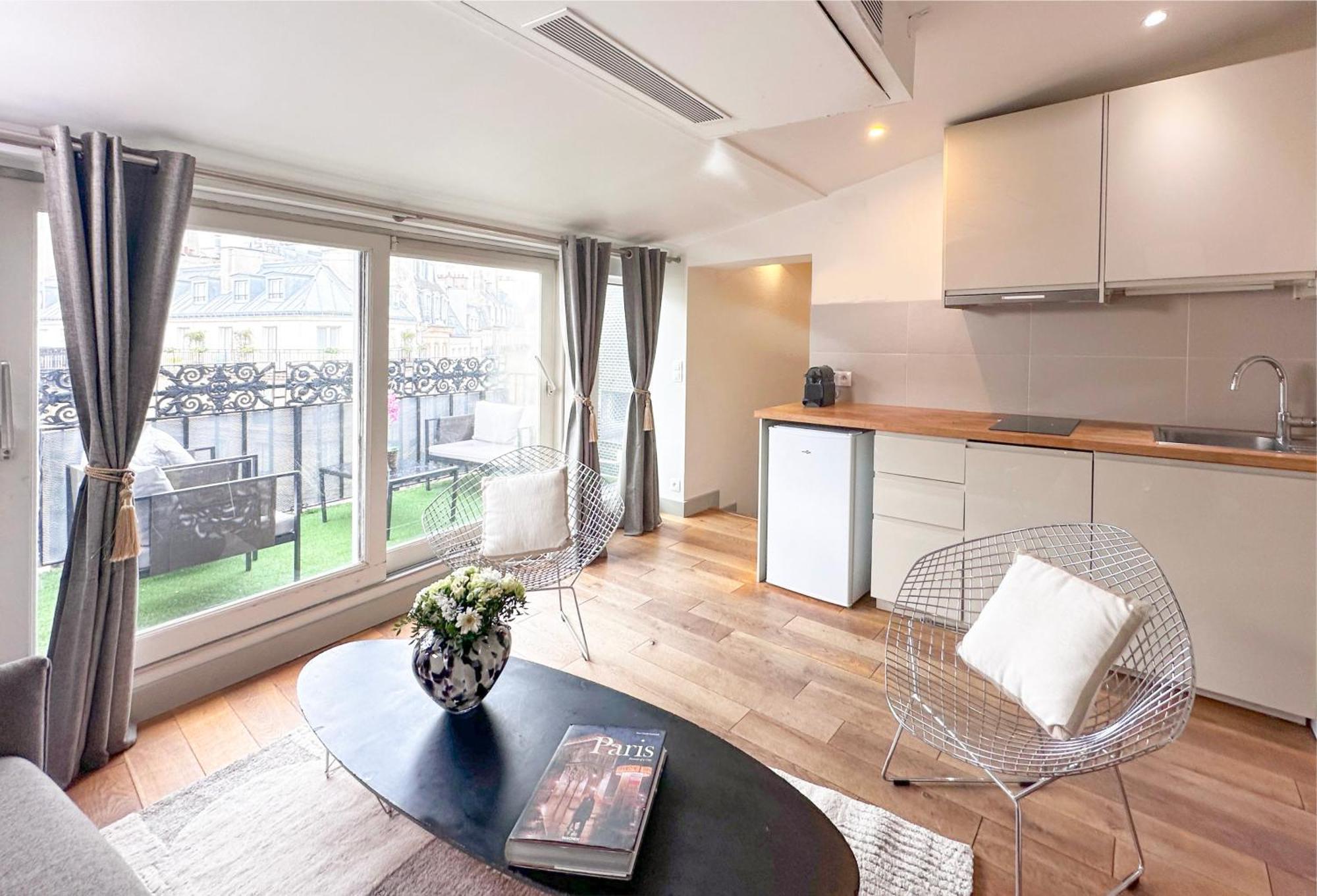 St Michel Apartment ปารีส ภายนอก รูปภาพ