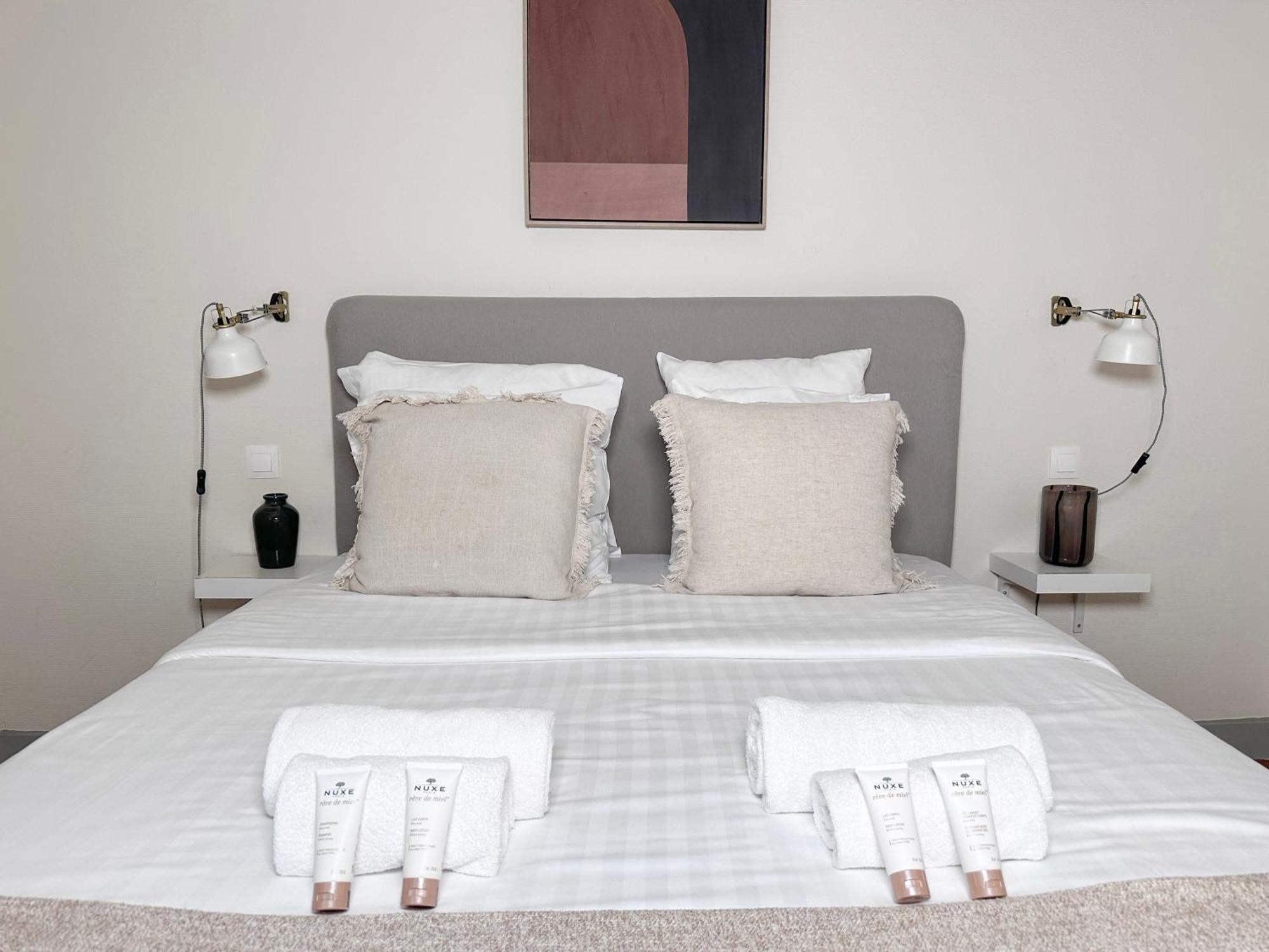 St Michel Apartment ปารีส ภายนอก รูปภาพ